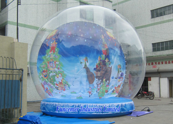 Holiday Backdrop Inflatable Snow Globe PVC Tahan Lama Untuk Event Promosi