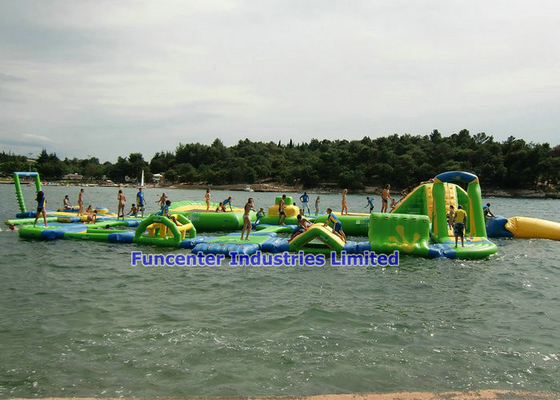 High Waterproof Bouncy Water Park, Taman Air Aqua Sports Water Corrosion Preventive