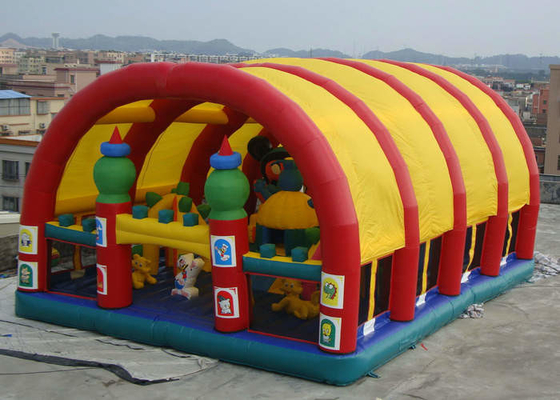 Tenda Atap Perisai Taman Hiburan Inflatable 0.55mm Material Tebal