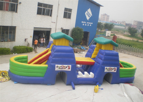 Anak-anak Bermain Taman Hiburan Inflatable Ukuran 20x6m High Durability PVC