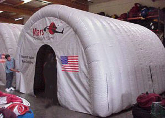 Plain Color PVC Tenda Inflatable 10mx6m 8mx4m Large Containing Space CE Tertanggung