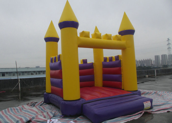 Klasik Tarpaulin Inflatable Jumping Castle, Blow Up Bouncy Castle Leak Proof