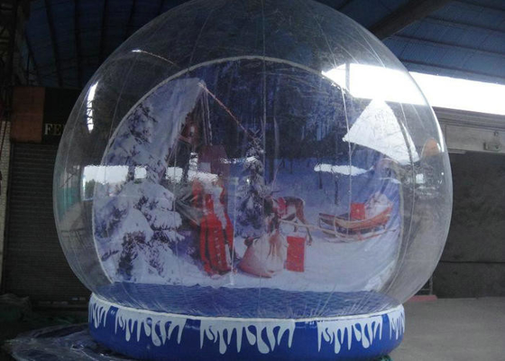 Round Shaped Inflatable Snow Globe Plato Tarpaulin Base Untuk Dekorasi Mantap