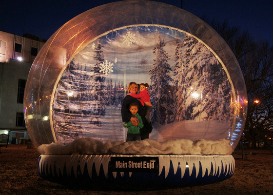 Xmas Promotion Great Inflatable Globe Fake Snow Type Clear PVC Materials