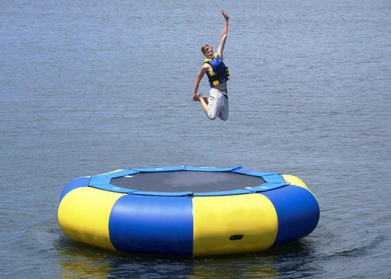 Trampolin Air Terapung Pelindung UV, Blow Up Trampoline Dua Sisi Dilapisi