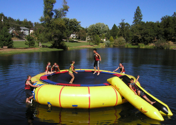 Custom Printing Inflatable Water Trampoline Ramah Lingkungan untuk Taman Air