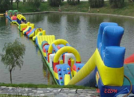 Mainan Air Inflatable Ramah Lingkungan Tear Tahan Tahan Loncatan Obstacle Course