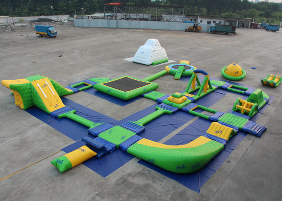 Water Proof Blow Up Water Park, Taman Air Slide Inflatable Ramah Lingkungan