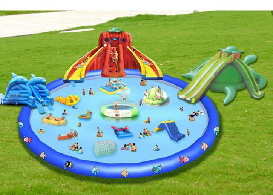 Penampilan Warna-warni Taman Air Inflatable 25mx25m Dimensi Besar CE Disetujui