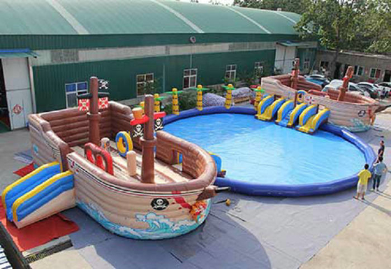 Logo Printing Inflatable Water Playground Puncture Resistant Non Stimulative Untuk Kulit