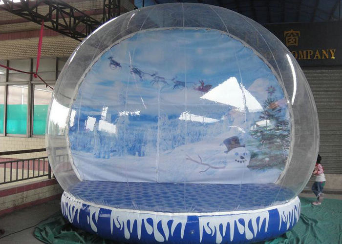Giant Inflatable Snow Globe Logo Cetak Eco Friendly With Colorful Base