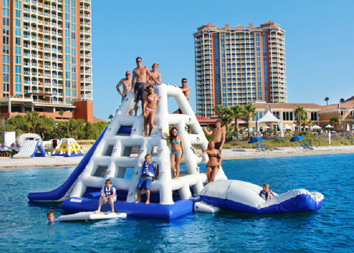 Piring Jenis Mainan Air Inflatable CE Bersertifikat Dengan Strong Net Inside